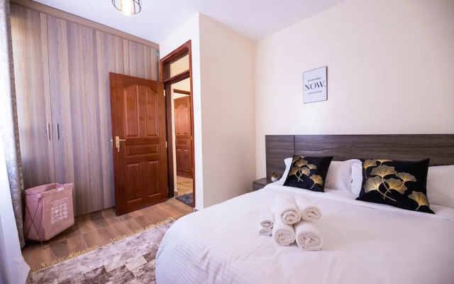 Lux Suites Coralway Apartment Langata