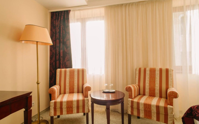 Grand Hotel Sole (ex. Hotel Golden Hoffer & Best Western Hotel Dituria)