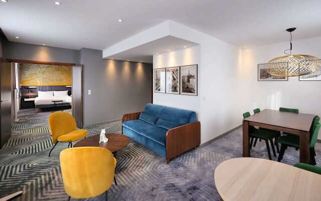 Mercure Warszawa Grand