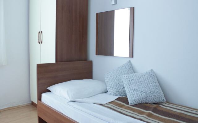 Apartments Neven