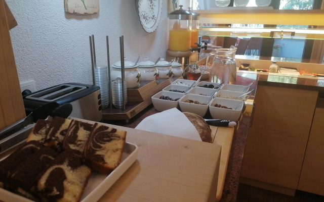 Adler Hotel-Pension 3 Sterne