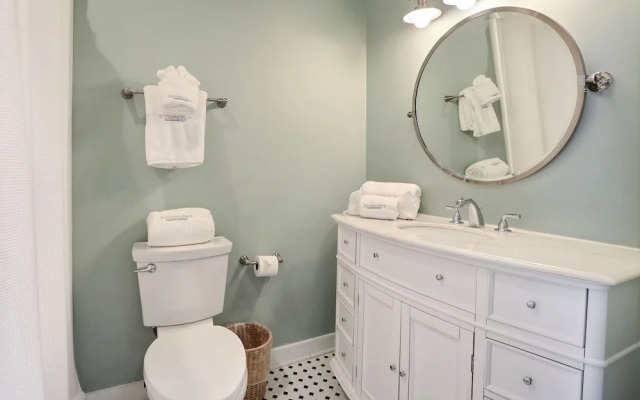 Gallery Stays - Spartina