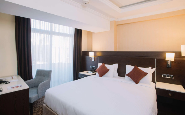 BEST WESTERN Brook Hotel