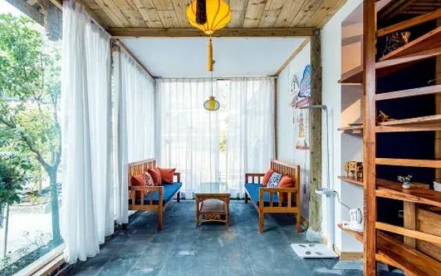 Qingchengshan Qing Lin Shan She Si Takinoyu B&B