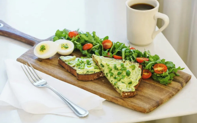 Holiday Inn Hotel Woodland Hills (Warner Ctr)