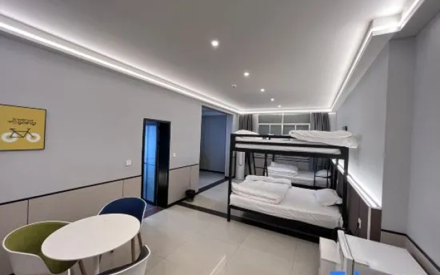 Xiaomili E-sports Hotel