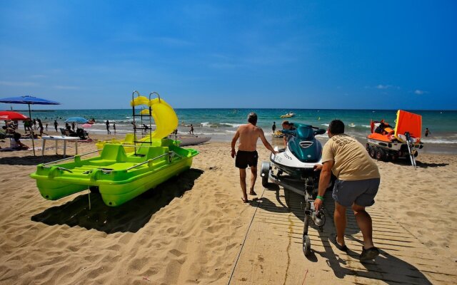 Tamarit Beach Resort