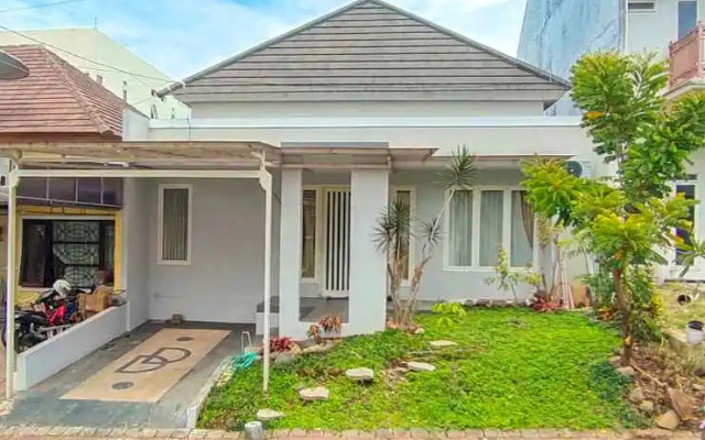 Villa Kembar Royal Garden By N2K