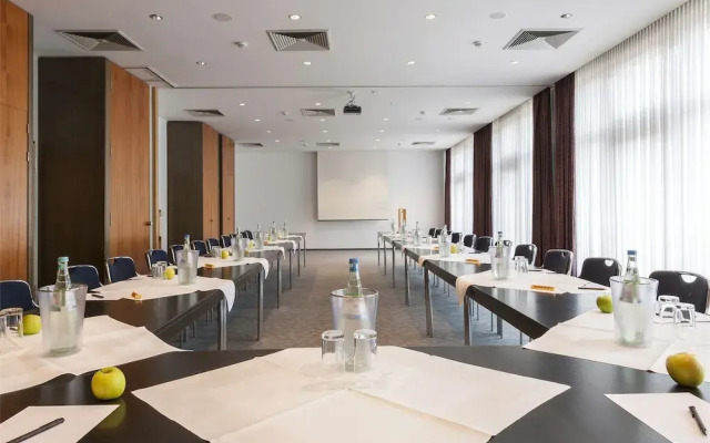 Tryp by Wyndham Stadtoldendorf