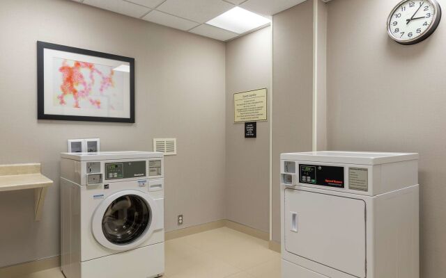 Hampton Inn Akron-South