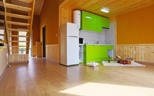 Gyeongju Star Garret Bed and Breakfast