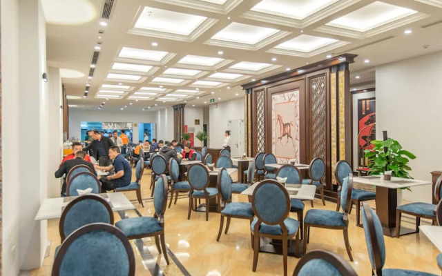 Reyna Luxury Hotel