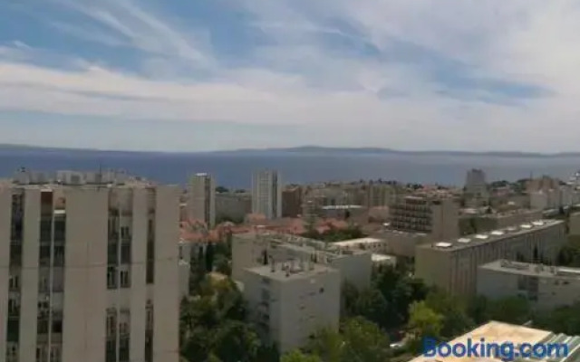 Split New 4Star Apartment