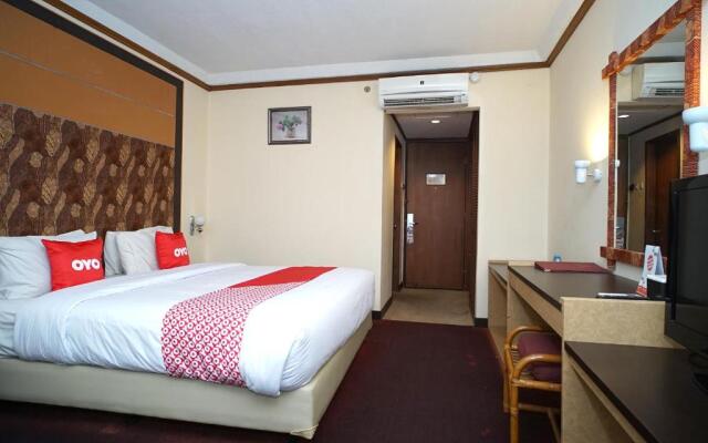 Capital O 1963 Hotel The New Benakutai