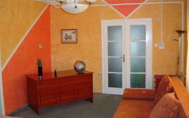 Delfin Apartmanház