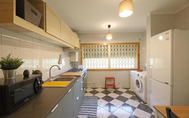 FLH Gaia Valadares Comfy Apartment