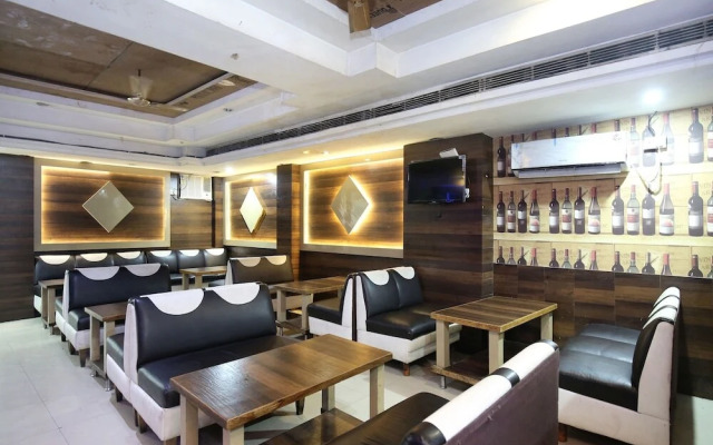 Hotel Aaditya Majha Continental