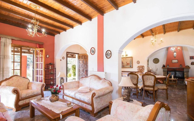 Angela Country House