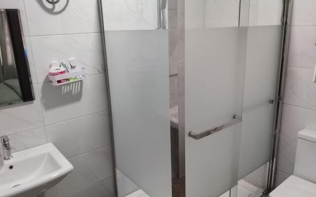 Mitos Luxury Suites