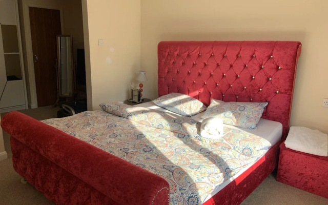 Beautiful big Independent Furnished Bungalow