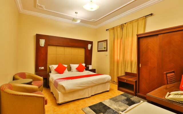 OYO 318 Azure Plaza Furnished Units