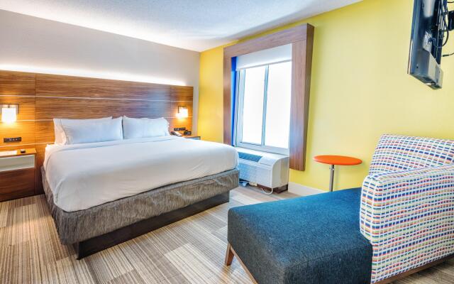 Holiday Inn Express Charleston by IHG