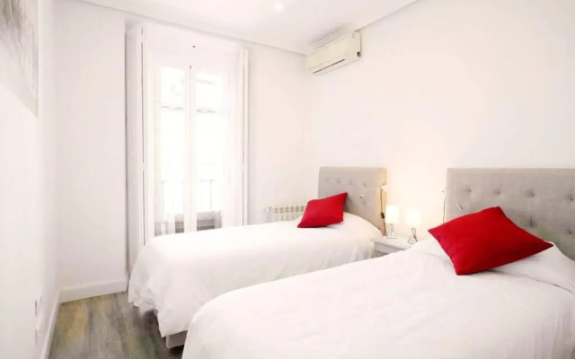 Luxury & Design Apartment Madrid Center 3BRM 3BTHR