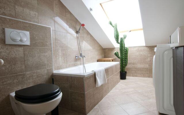 Luxury Apartment by Hi5 - Gozsu Suite