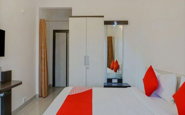 OYO 33421 JayShree Executive Restaurant & Lodge