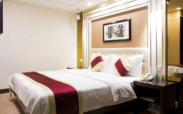 New World Hotel