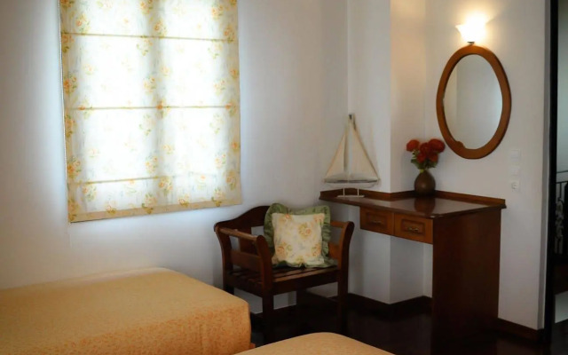 Orsalia Luxury Suites