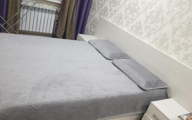 Apartment on Metallurgov 32