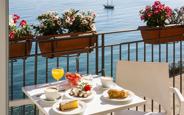 Hotel Punta Nord - Est