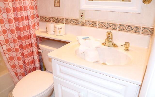 Jamaica Royale 501 - 3 Br Condo