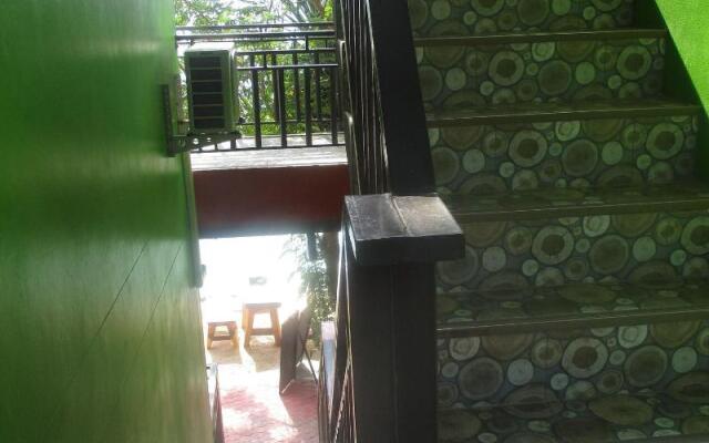 Phi Phi Green House