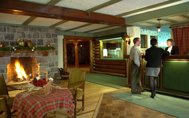 Auberge Alpine Inn