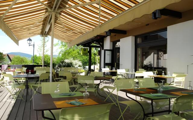 Logis Hôtel Annecy Nord / Argonay