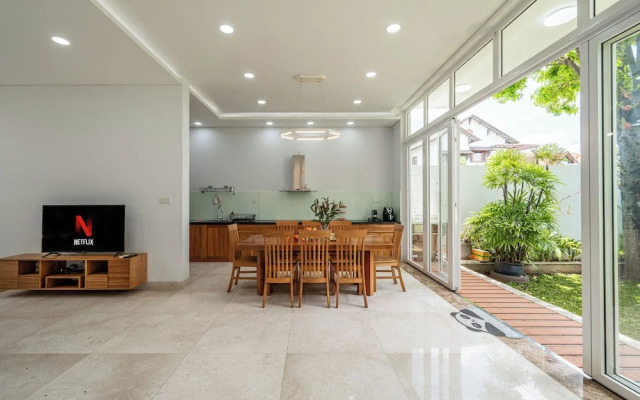 Thao Dien Garden Villa 5BR Luxury Oasis