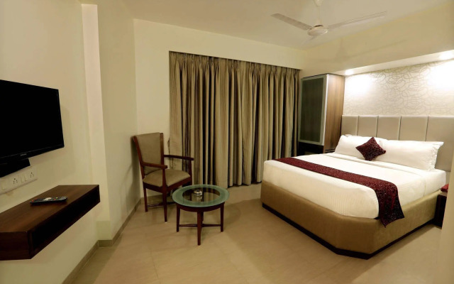 Central Beacon Hotel Surat
