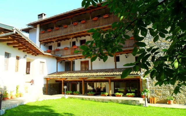 Yakovtsi Inn