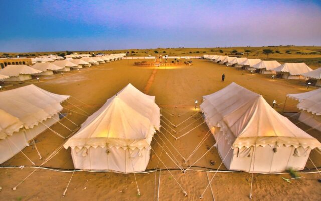 Funkyard Desert Camp