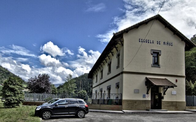 Albergue Juvenil de Bustiello