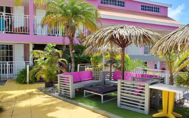 Studio In Sainte Anne With Shared Pool Enclosed Garden And Wifi 3 Km From The Beach