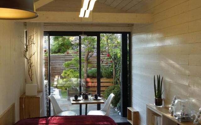 Urbanhouse Cocoon Studio