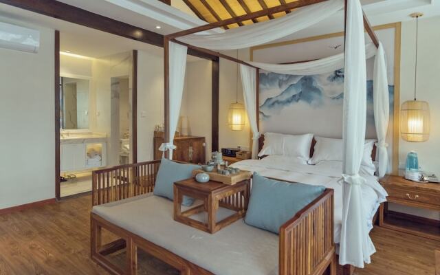 Lijiang Qilu Garden Hotel