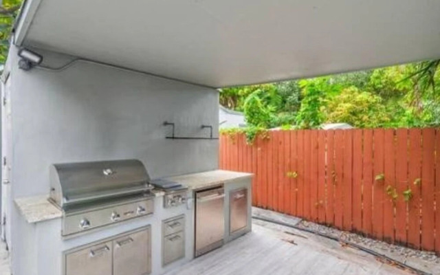 Villa Miami Poolside Paradise