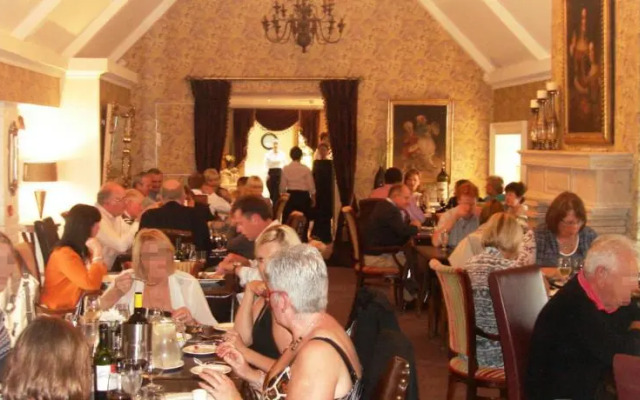 Red Cliff Lodge Restaurant and Seaview Suites