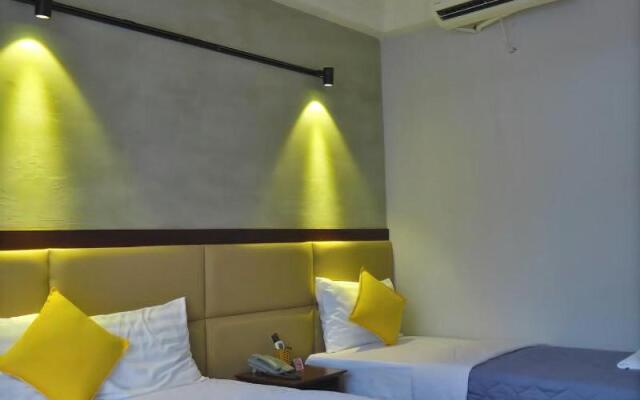 Giang Son Hotel 1
