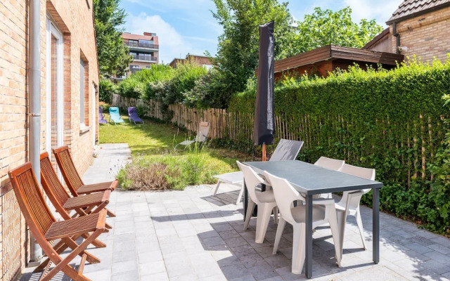 Apartment in Sint-idesbald Near the Beach