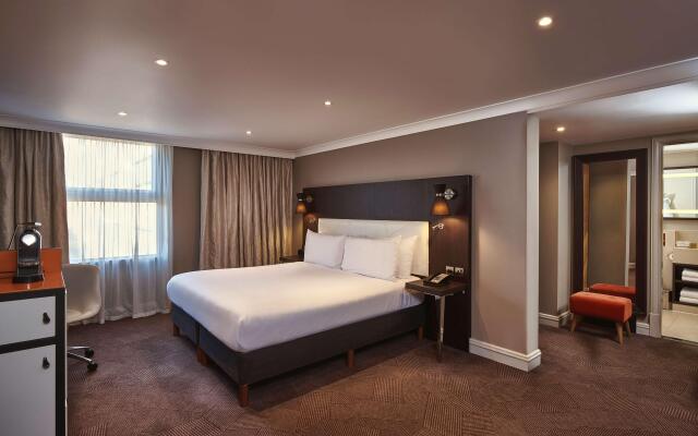 DoubleTree by Hilton London - Ealing Hotel